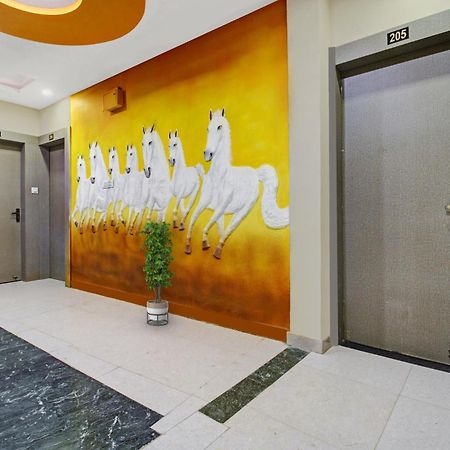 Super Collection O The Wishtler Hotell Bhopal Eksteriør bilde