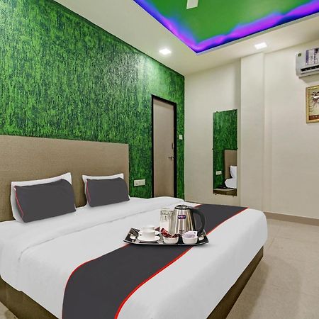 Super Collection O The Wishtler Hotell Bhopal Eksteriør bilde